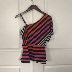 Woman’s top SZ M. Never worn